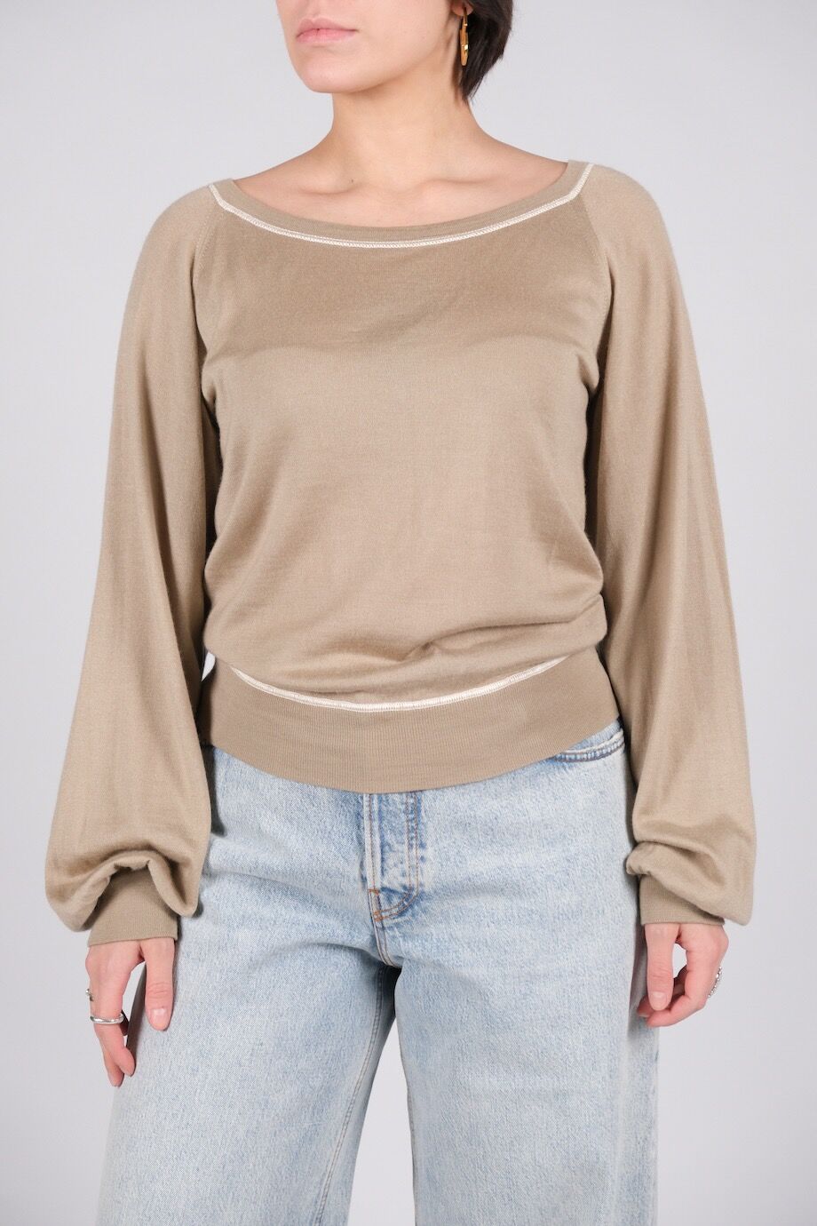 image 1 Кашемировый джемпер бежевого цвета