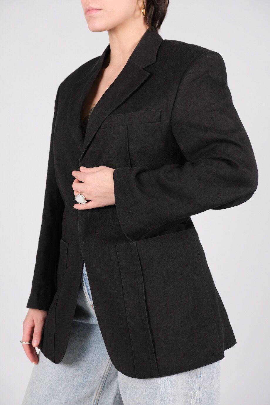 image 2 Жакет с накладными карманами черного цвета