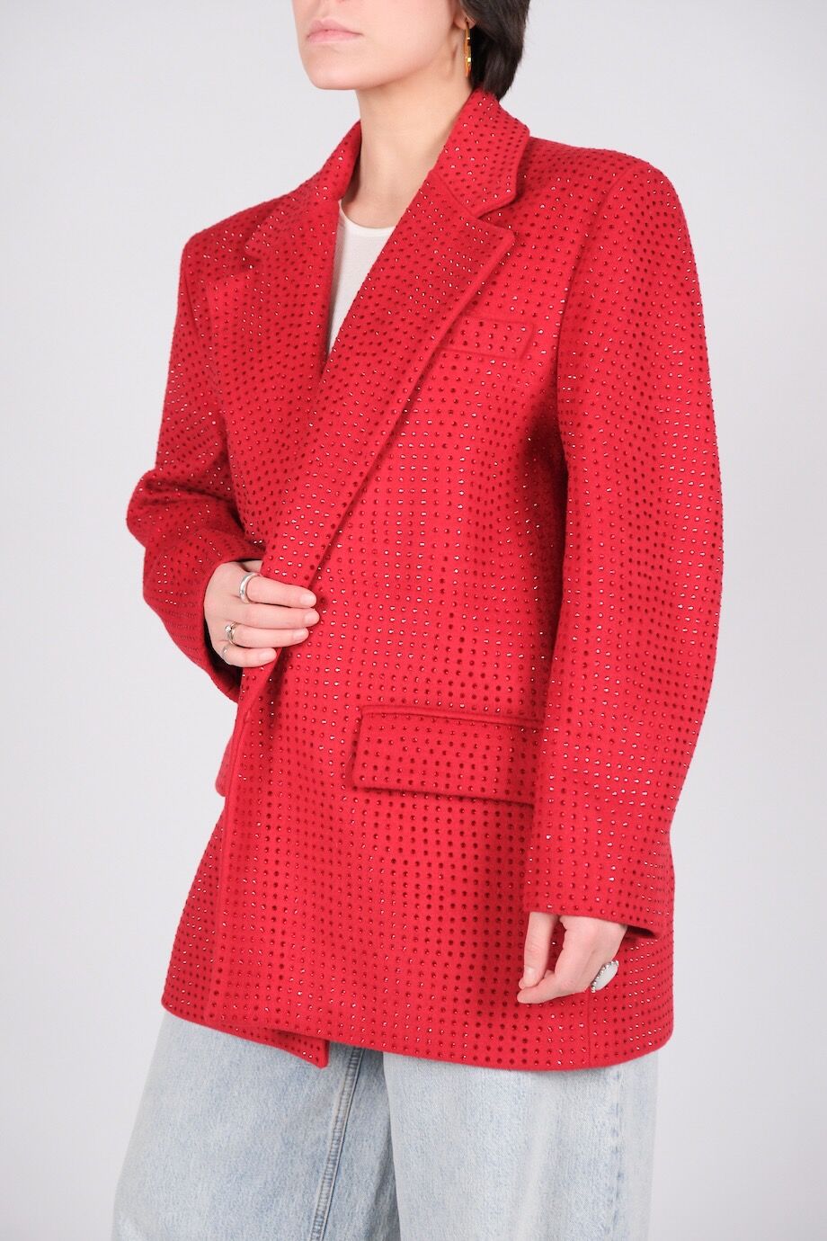 image 6 Пальто-жакет красного цвета с декором из камней