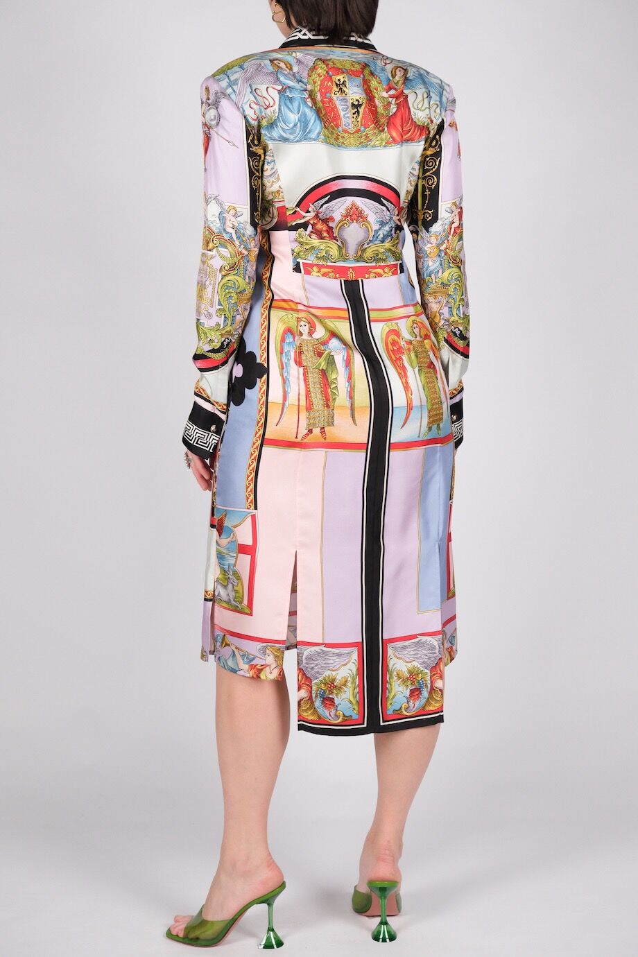 image 3 Шелковое платье-рубашка с ярким принтом