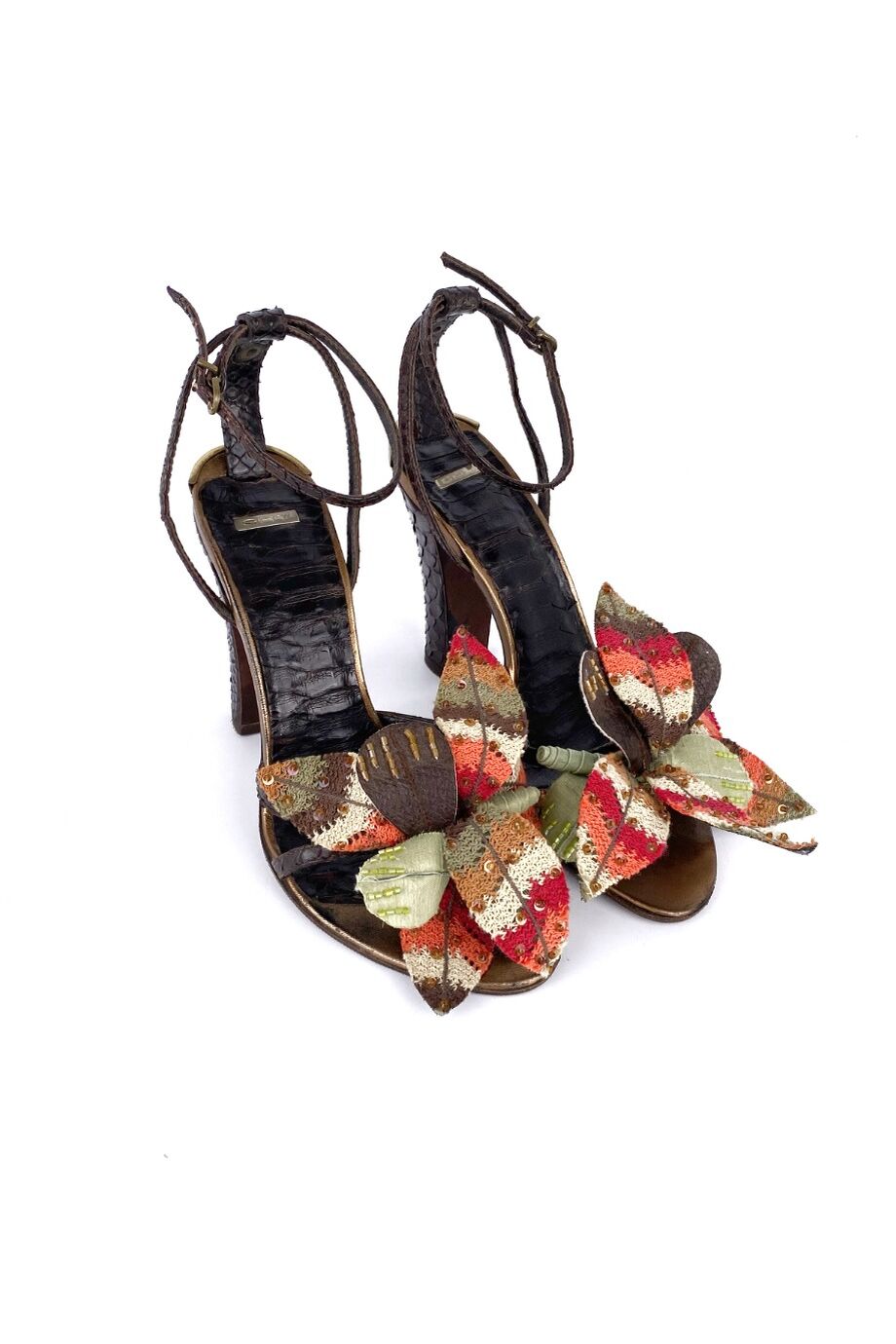 image 1 Босоножки комбинированные с цветком