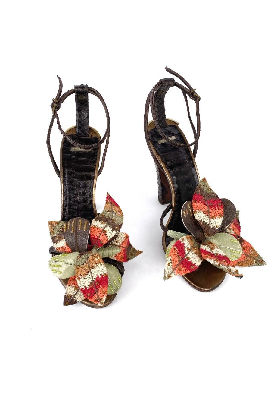 image 2 Босоножки комбинированные с цветком