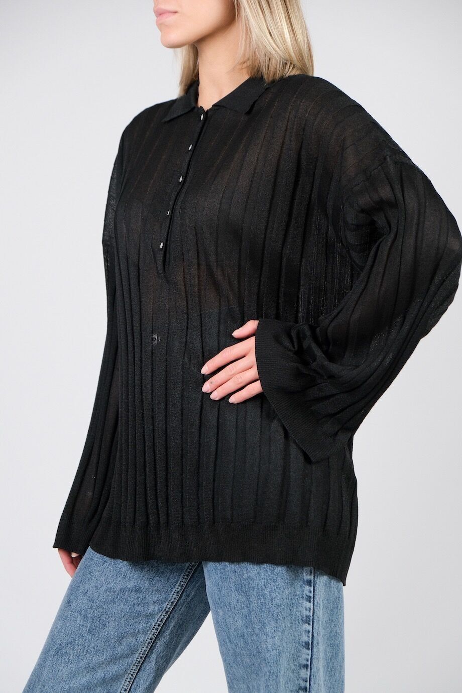 image 2 Трикотажная блуза черного цвета с воротником