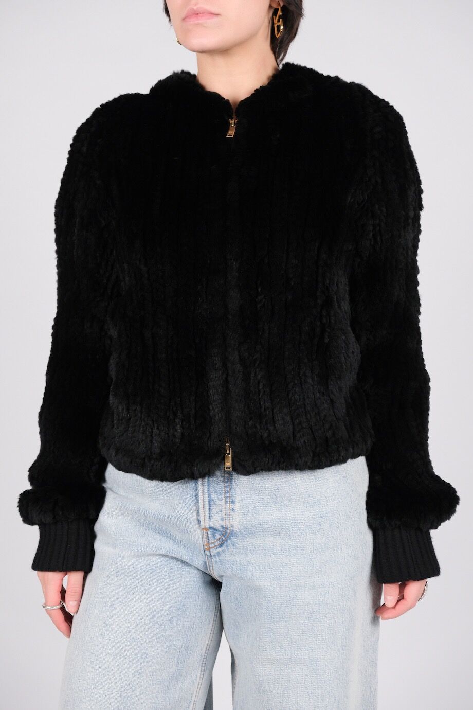 image 1 Бомбер из меха кролика чёрного цвета