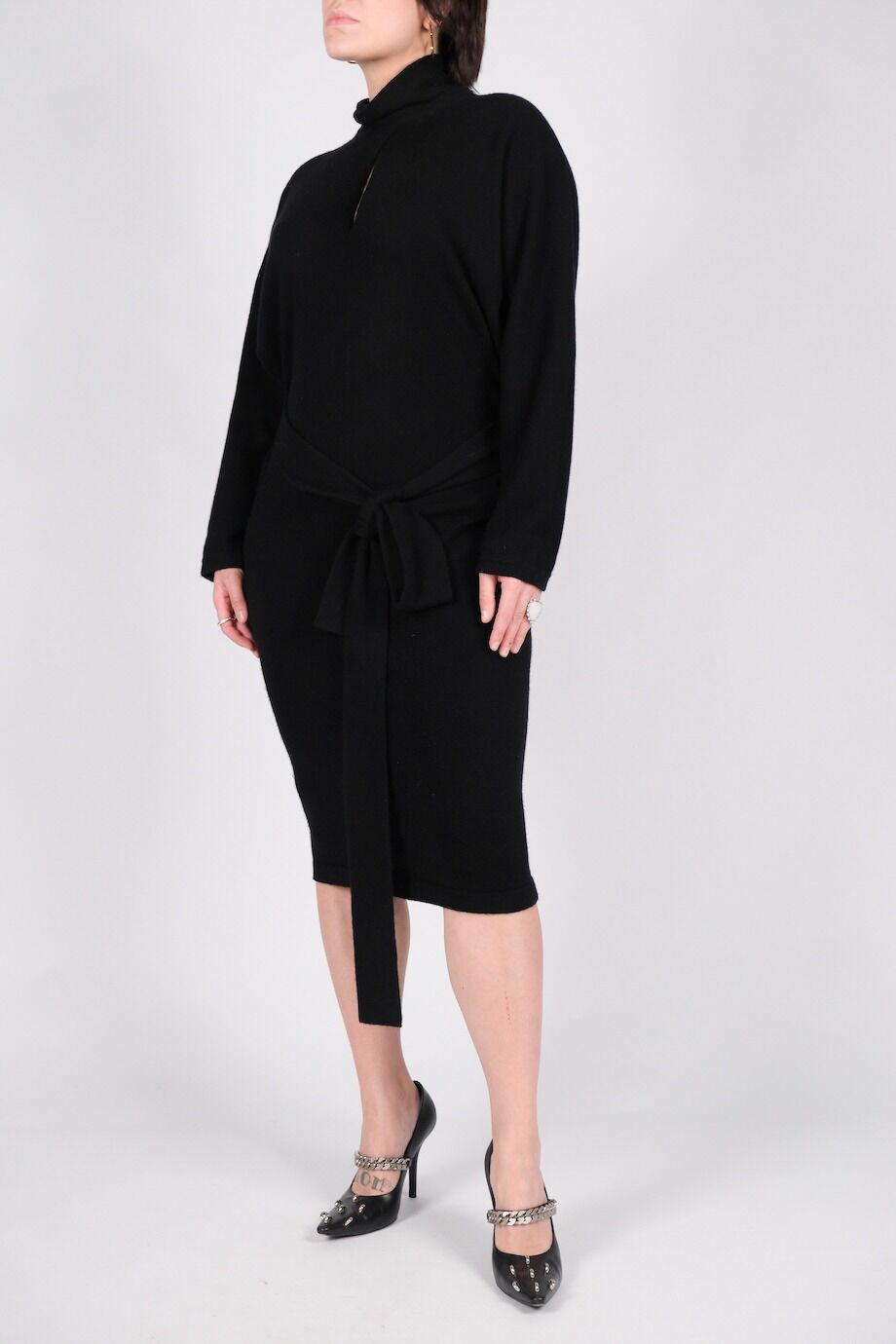 image 2 Кашемировое платье черного цвета с поясом