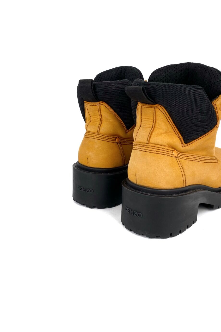 image 4 Ботинки из нубука рыжего цвета