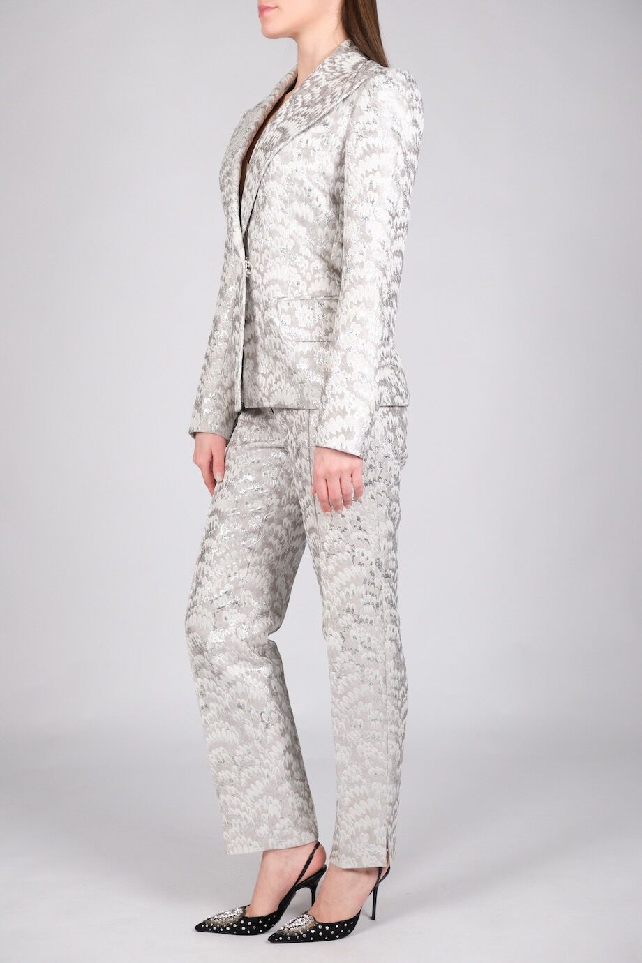 image 2 Брючный костюм из жаккарда серебряного цвета