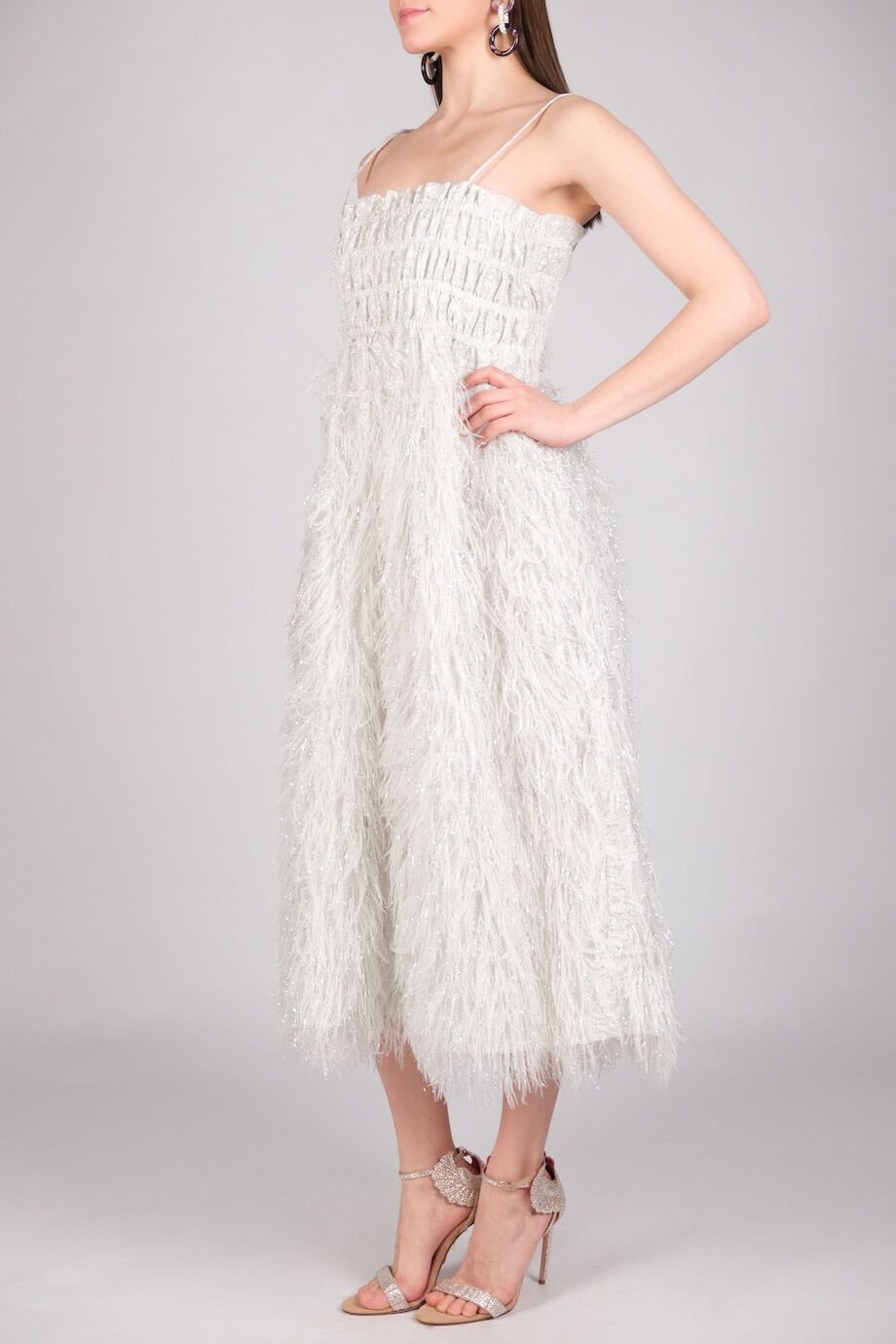 image 2 Платье на бретелях серебристого цвета с люрексом