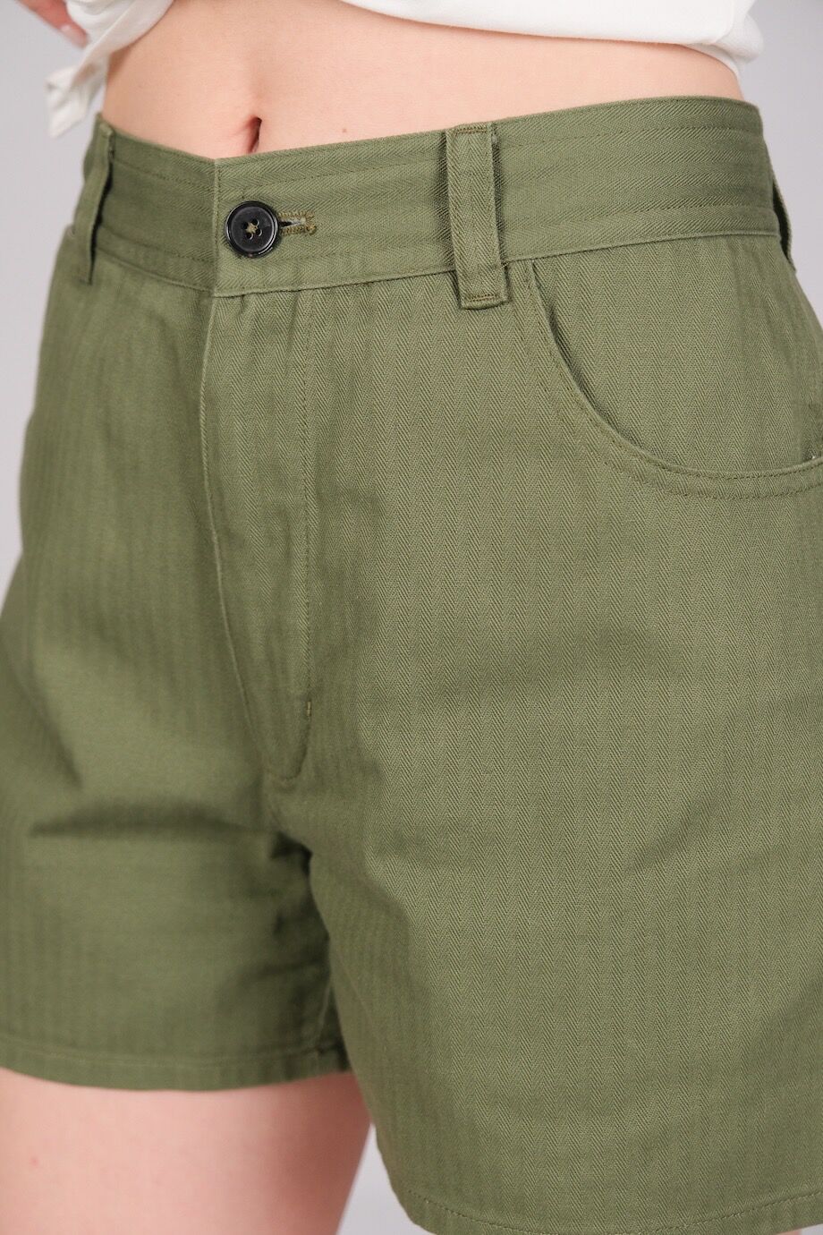 image 4 Шорты болотного цвета