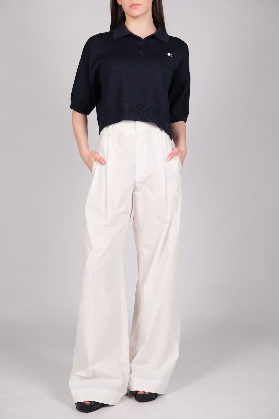 image 1 Брюки с защипами белого цвета