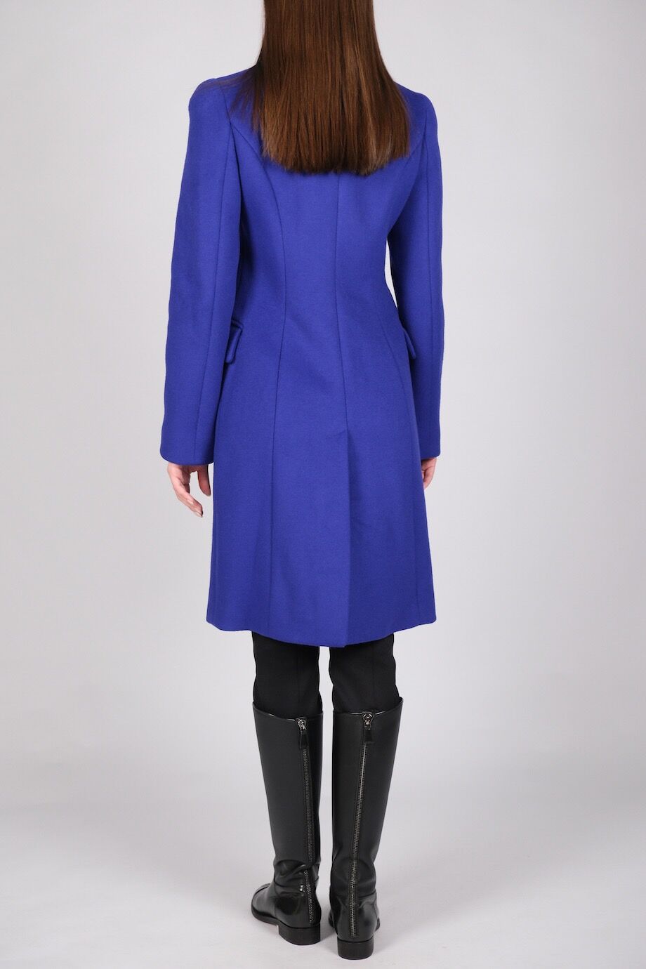 image 3 Пальто фиолетового цвета с золотыми пуговицами