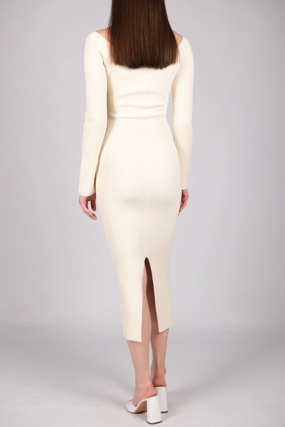 image 3 Платье кремового цвета с длинным рукавом