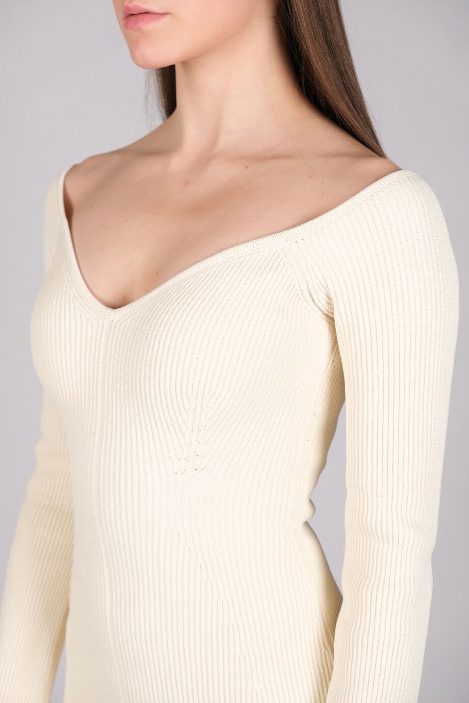 image 4 Платье кремового цвета с длинным рукавом