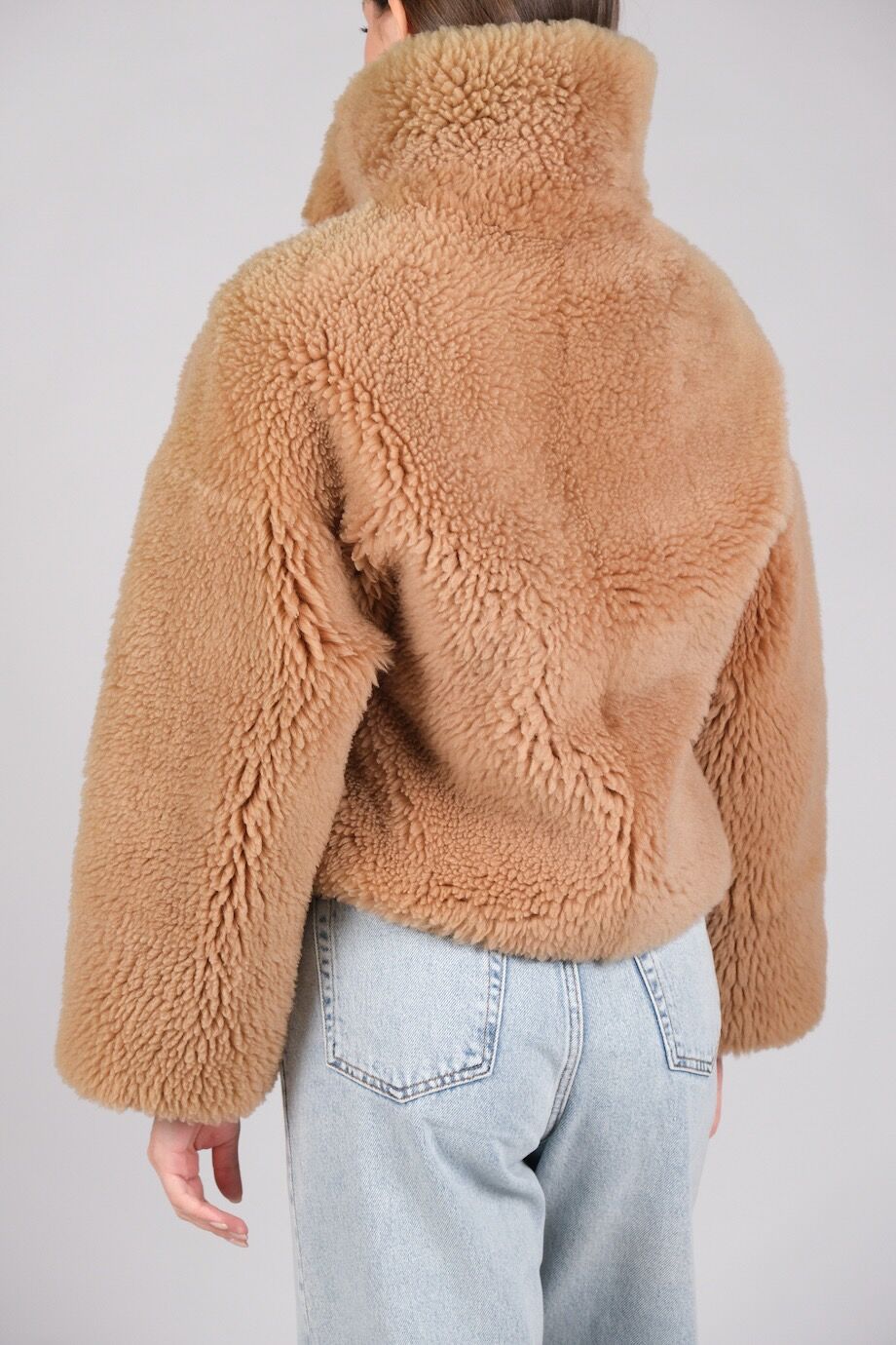 image 3 Двусторонняя дубленка бежевого цвета