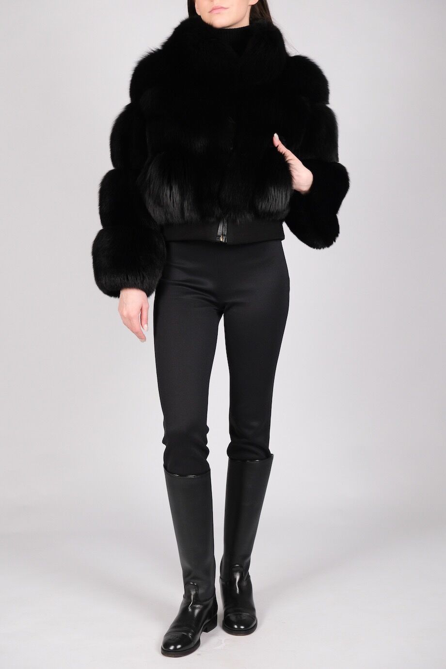 image 1 Бомбер из песца чёрного цета