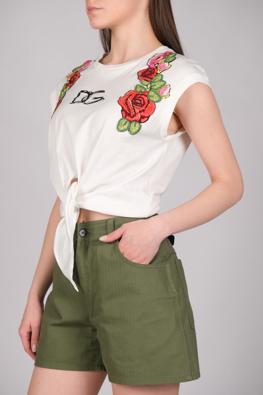 image 2 Топ укороченный белого цвета с вышивкой