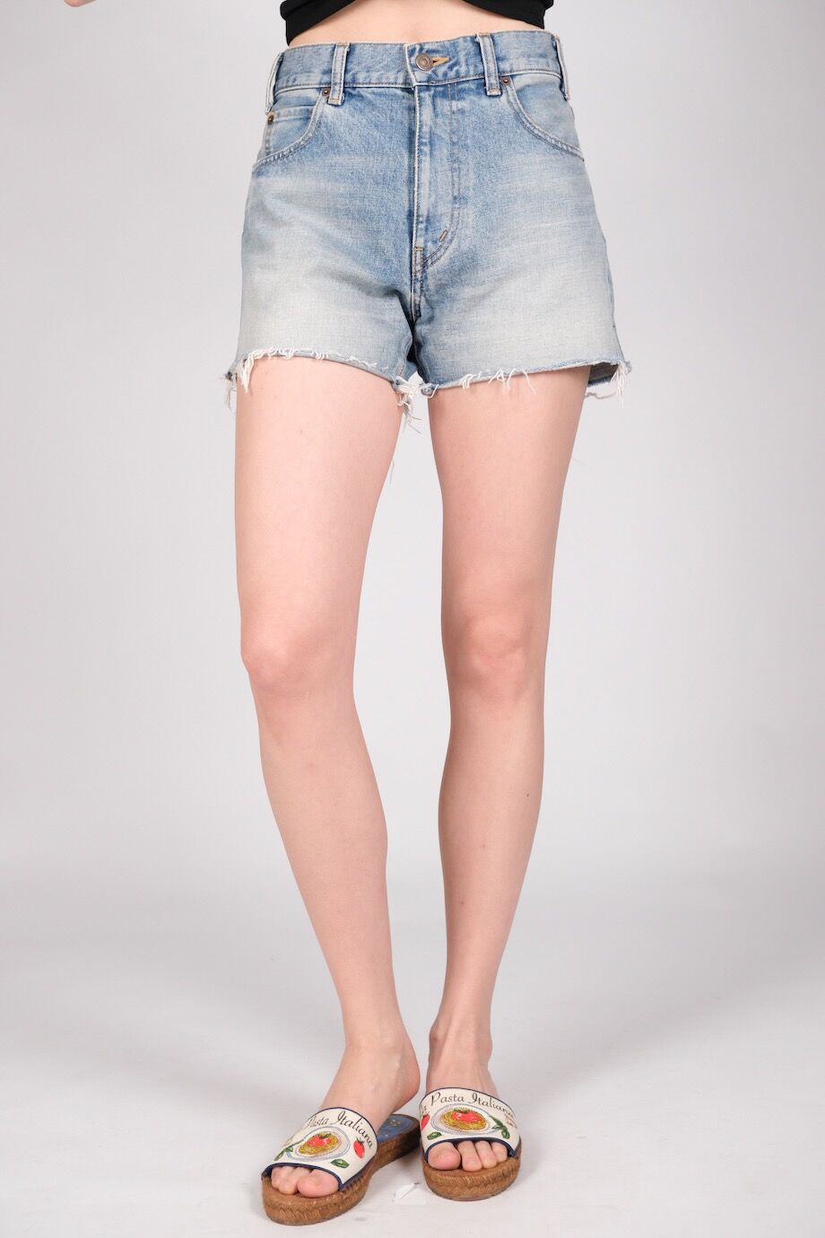 image 4 Джинсовые шорты голубого цвета