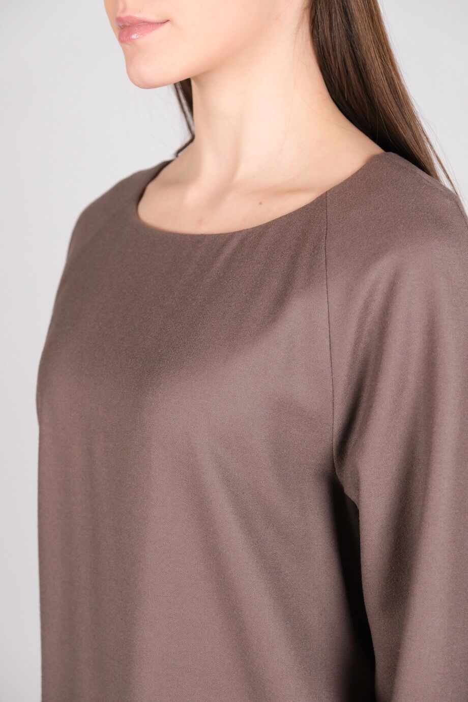 image 4 Платье кофейного цвета с длинными рукавами