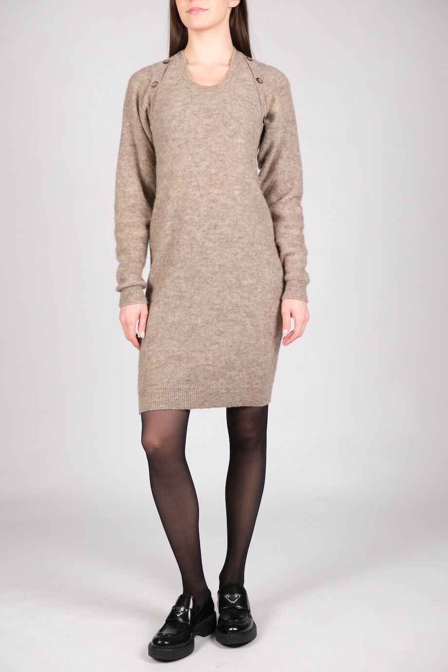 image 1 Платье-свитер бежевого цвета с отстегивающейся спинкой
