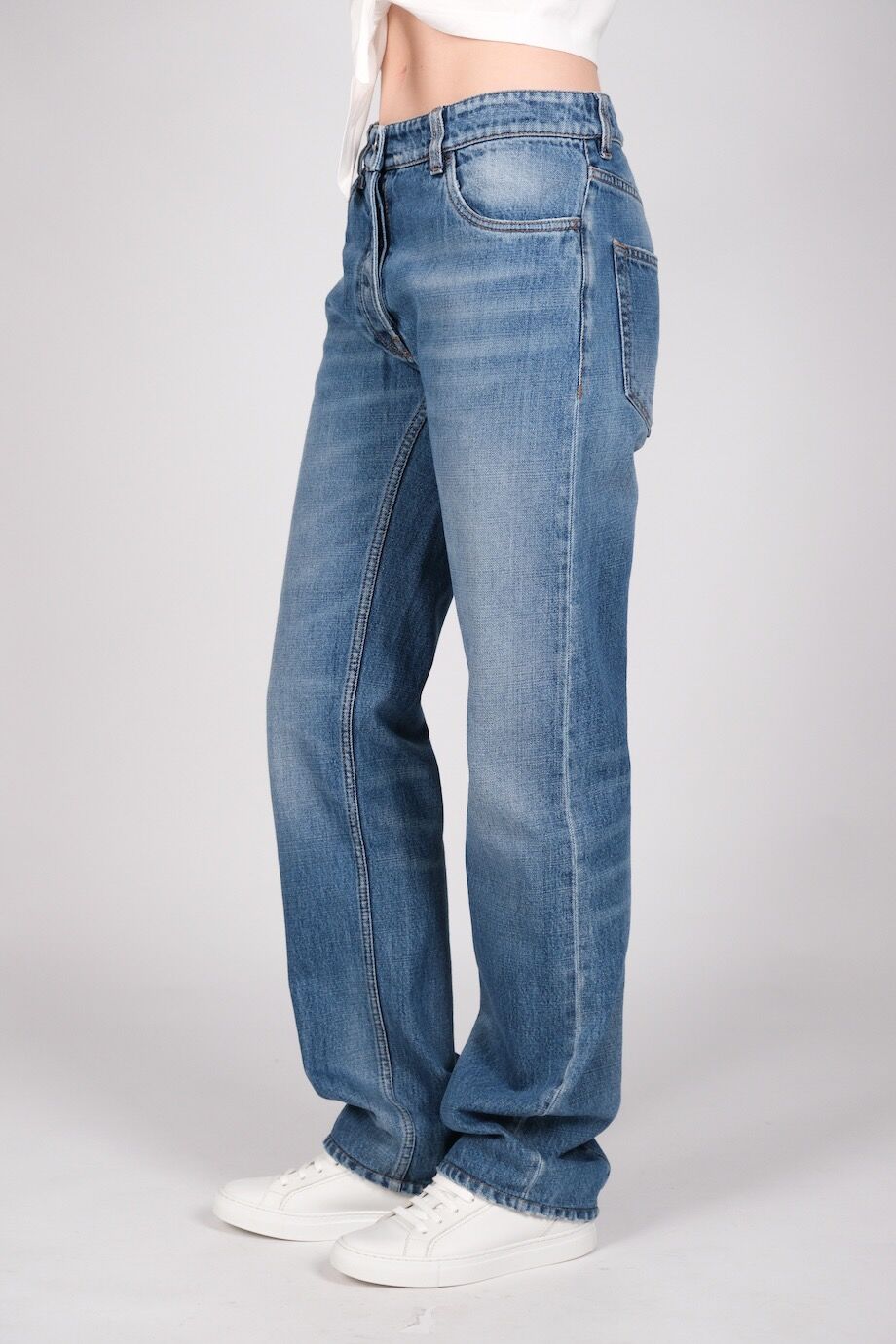 image 3 Джинсы голубого цвета со швами сзади