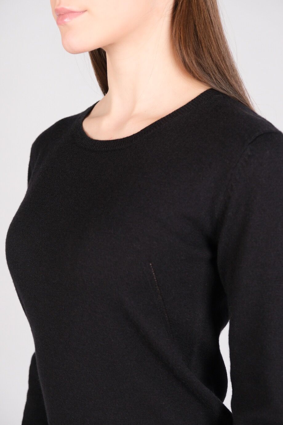 image 4 Трикотажное платье  черного цвета с декором на спине