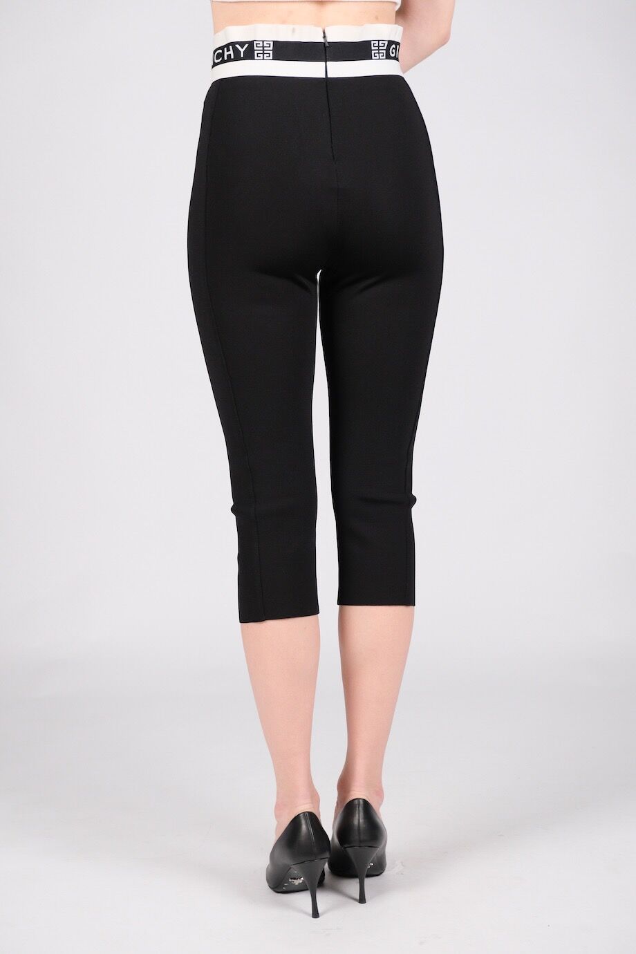 image 6 Велосипедки черного цвета с белым эластичным поясом