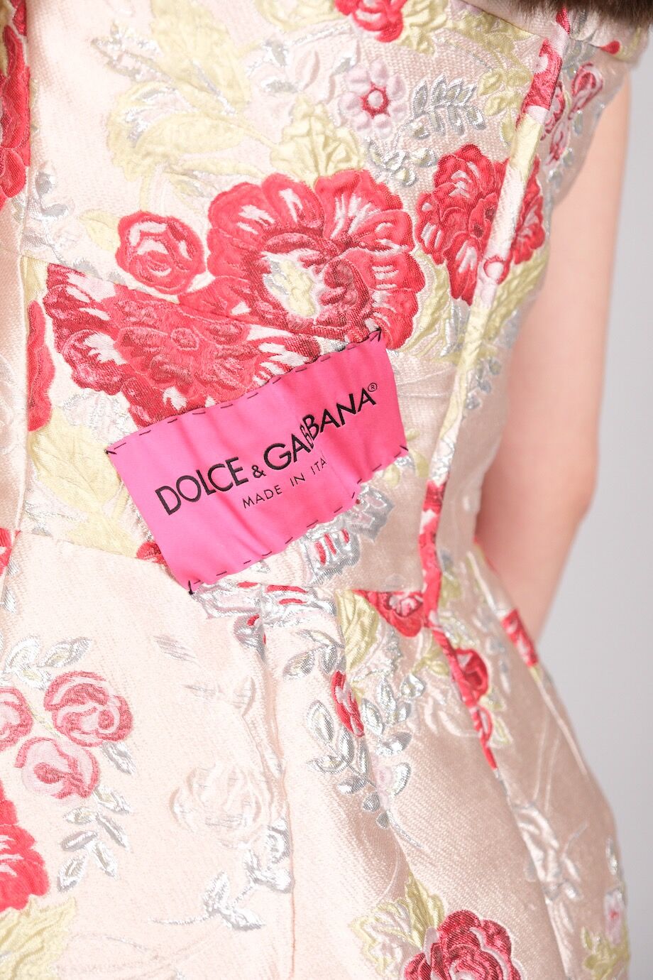 image 5 Платье из жаккарда с вышивкой из пайеток