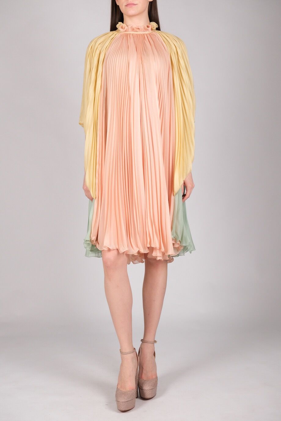 image 1 Плиссированное платье персикового цвета с градиентом