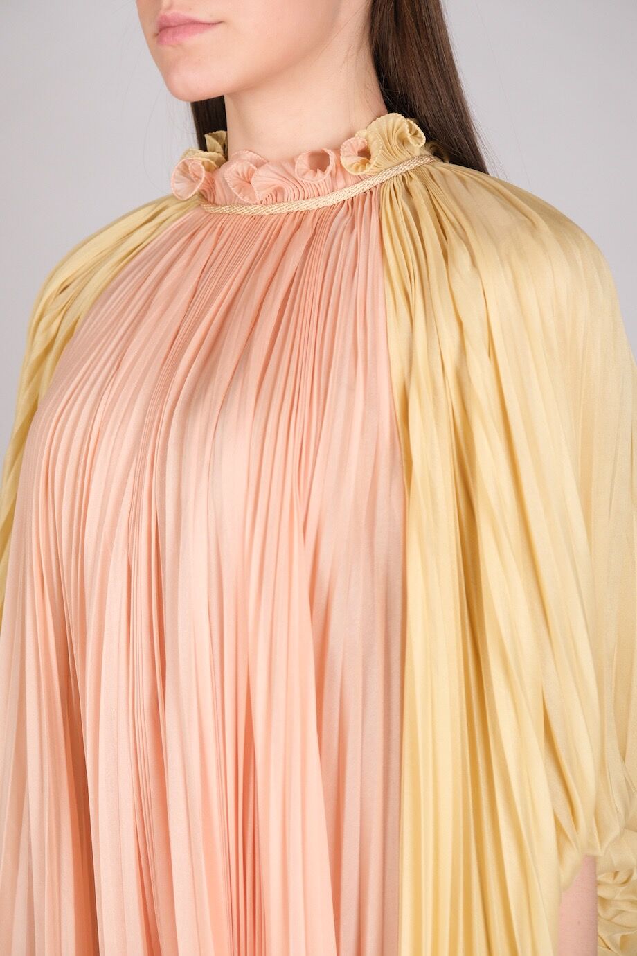 image 4 Плиссированное платье персикового цвета с градиентом