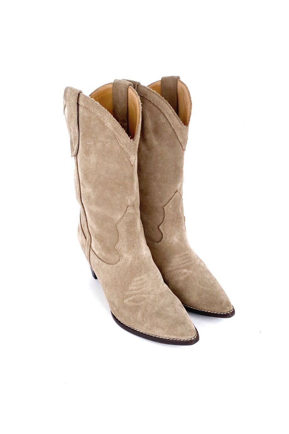 image 1 Замшевые казаки бежевого цвета на небольшом каблуке