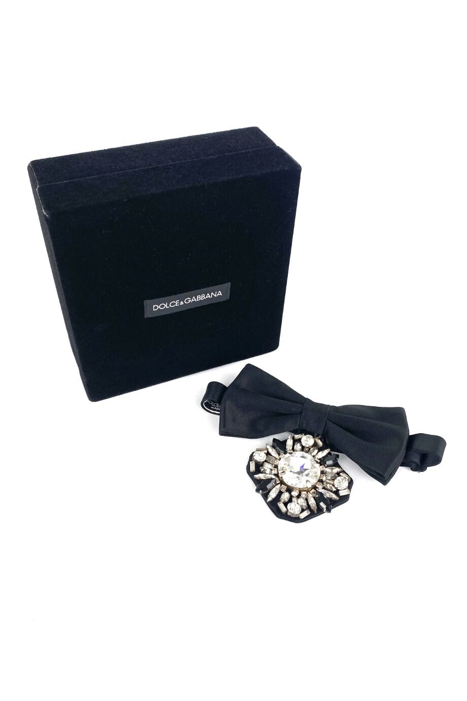 image 4 Бабочка черного цвета с с подвеской расшитой камнями