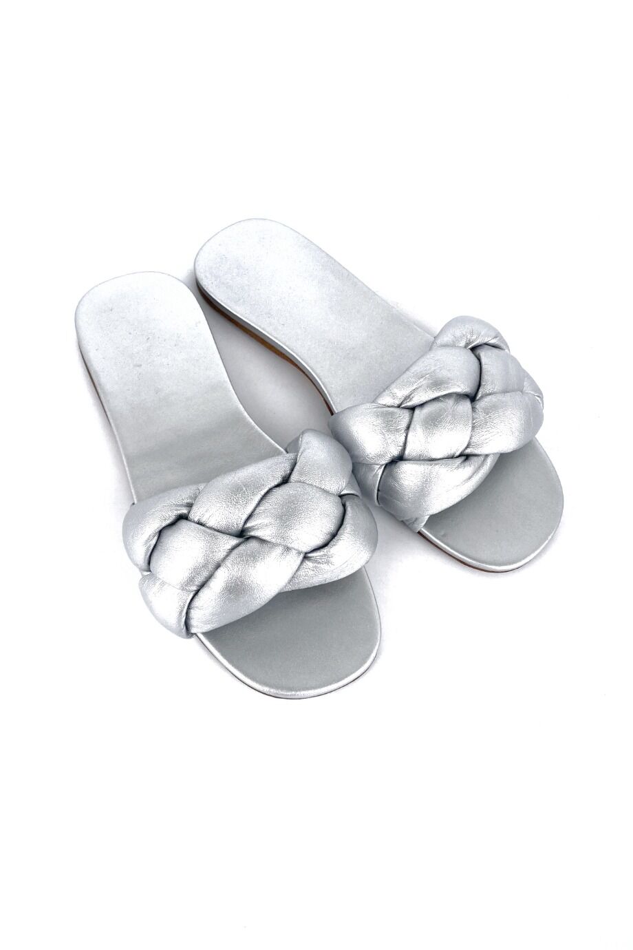 image 1 Шлепанцы серебристого цвета