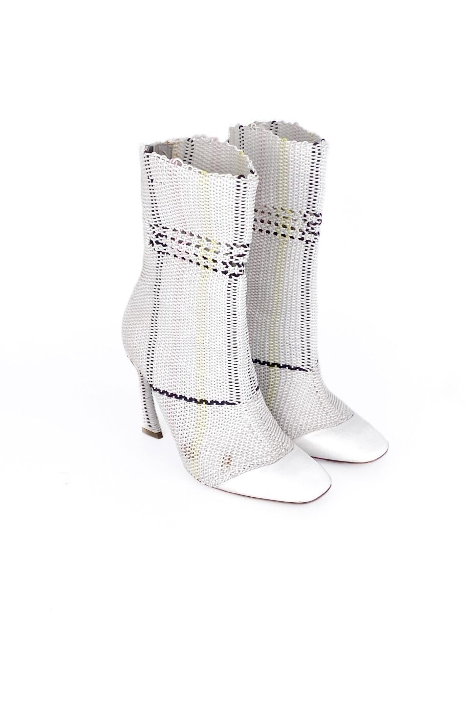 image 1 Плетеные ботильоны молочного цвета