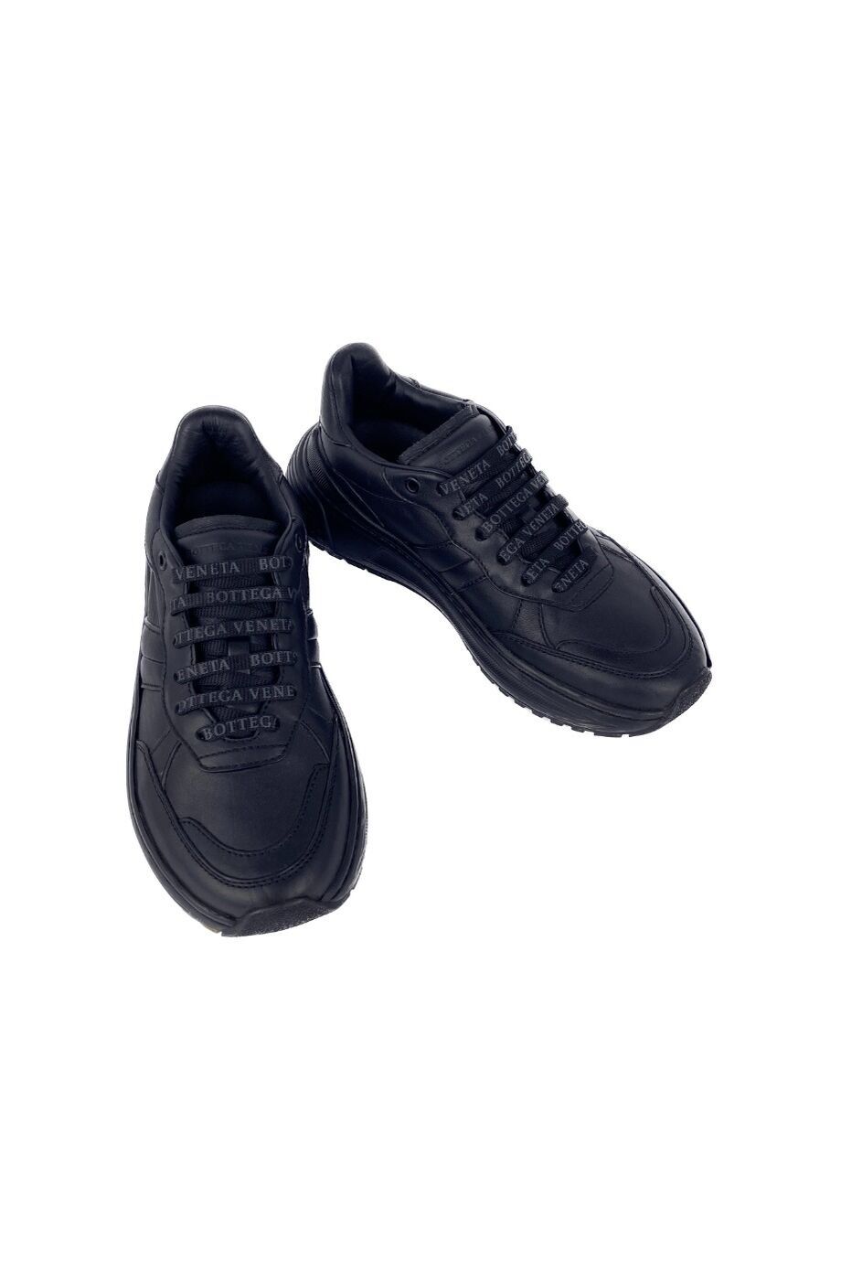 image 2 Кеды чёрного цвета с лого на шнурках