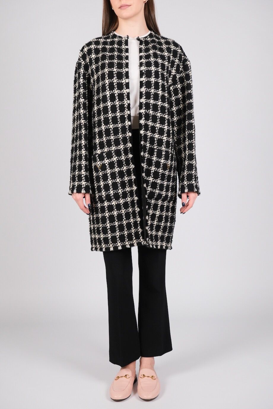 image 3 Пальто черного цвета в клетку