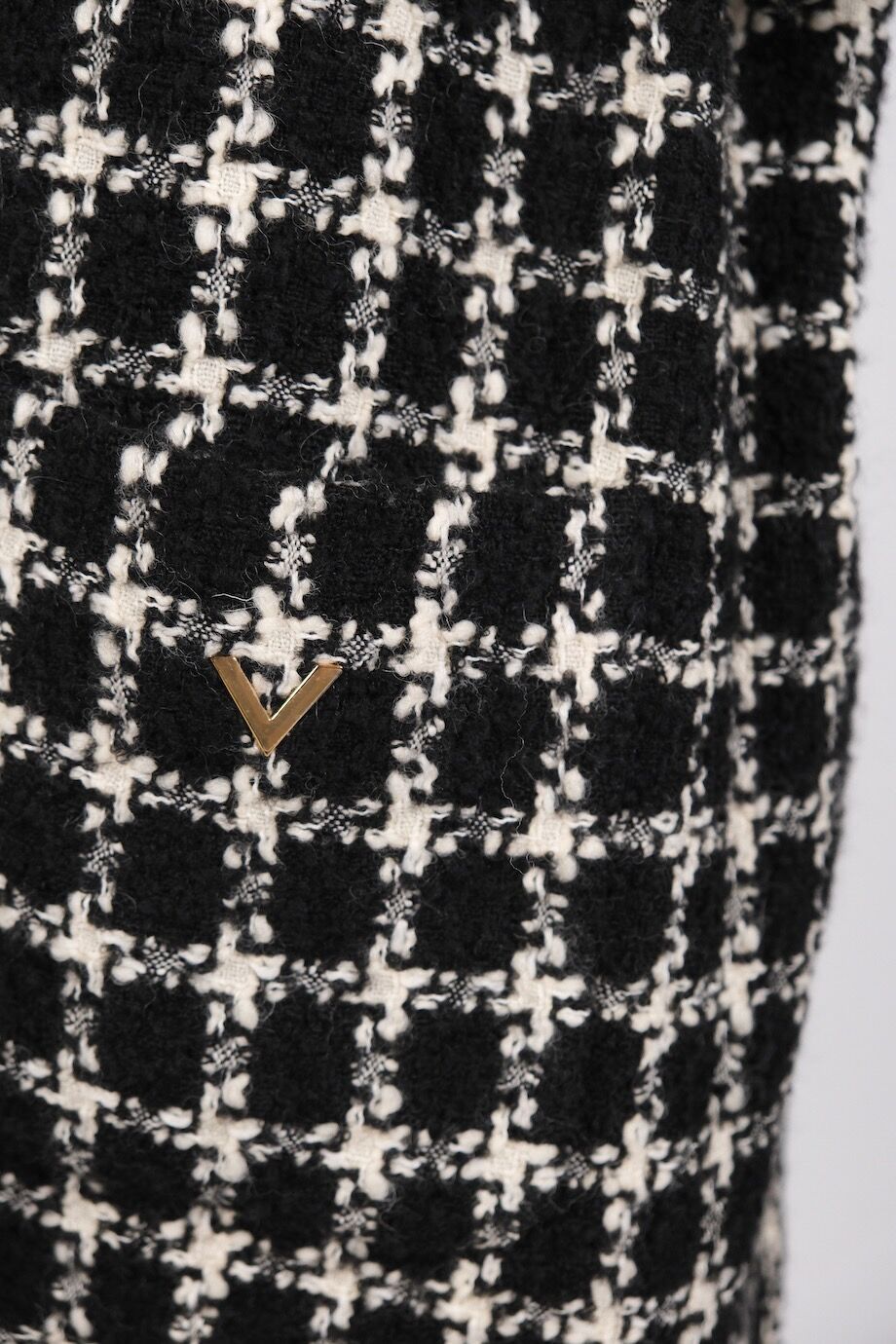 image 7 Пальто черного цвета в клетку