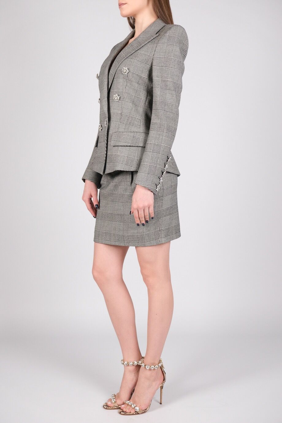 image 2 Костюм серого цвета в клетку