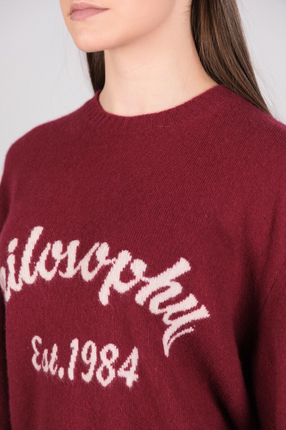 image 4 Свитер бордового цвета с надписью