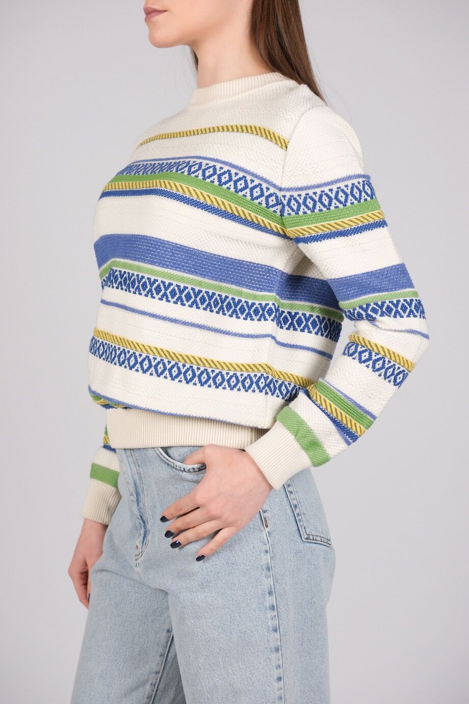 image 2 Джемпер молочного цвета с зелено-синим орнаментом