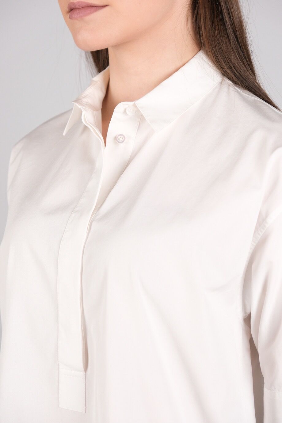 image 4 Рубашка белого цвета с короткими рукавами