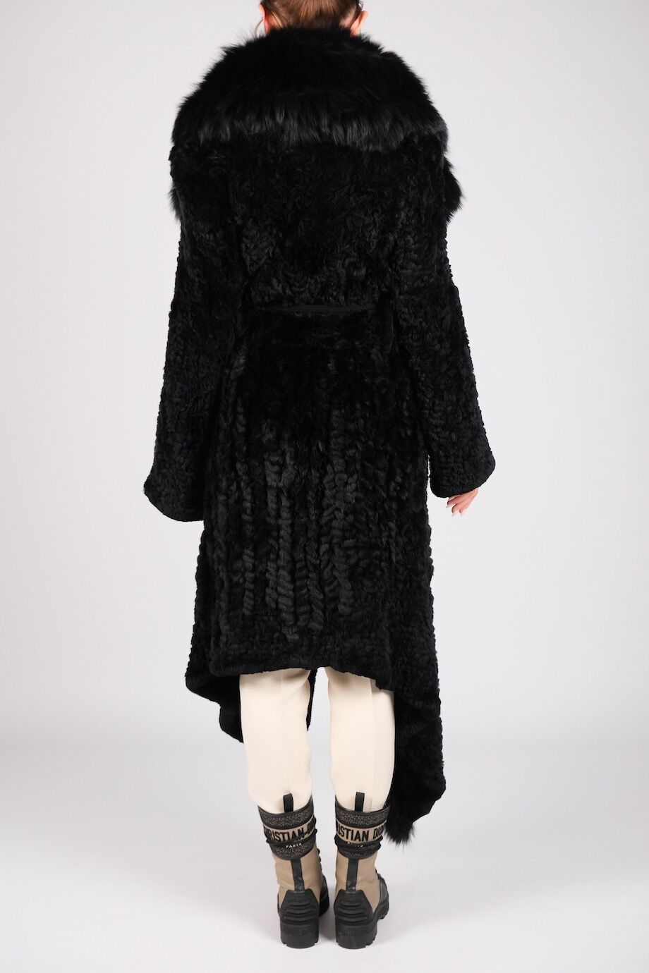 image 5 Вязаная шуба черного цвета
