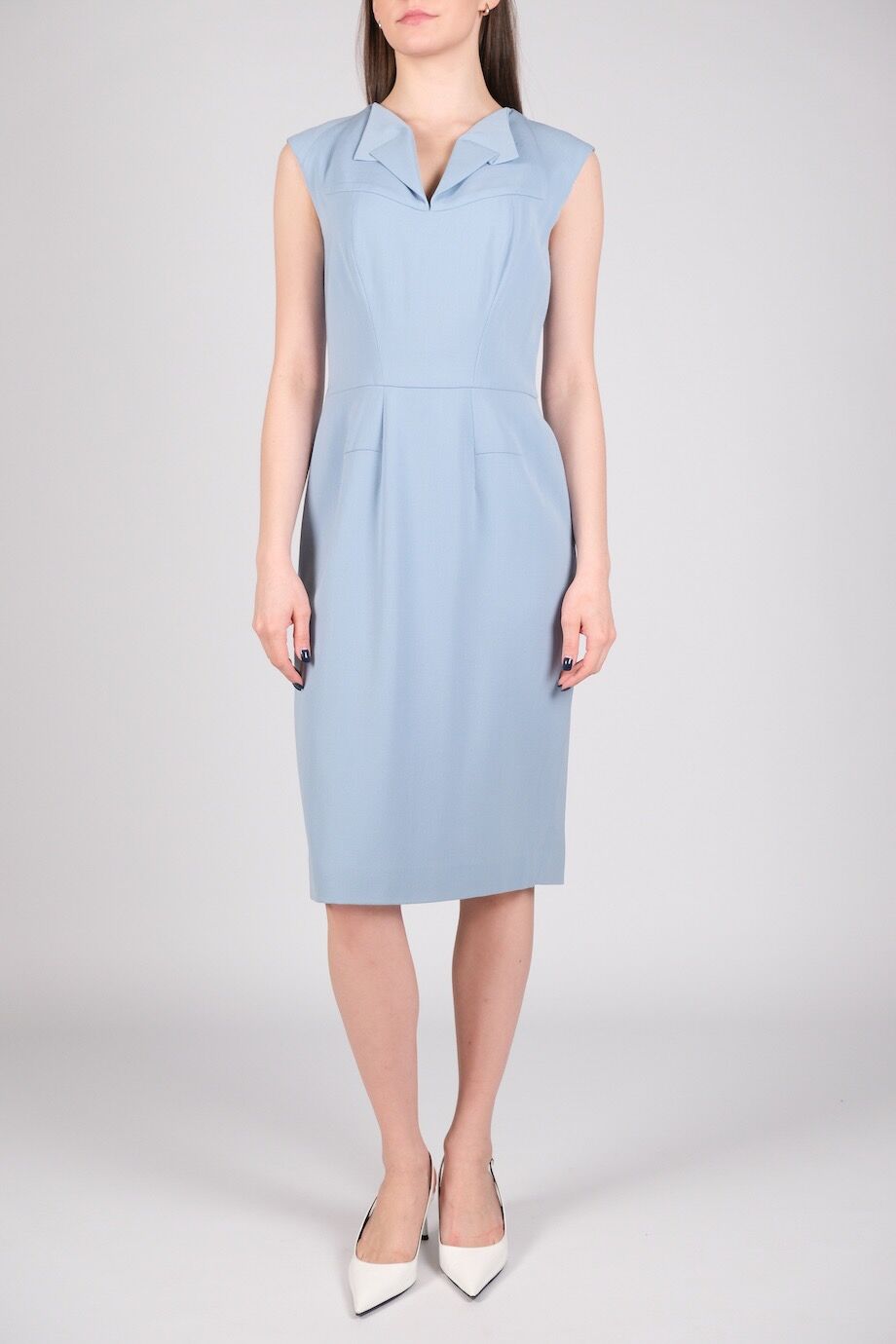 image 1 Платье-футляр голубого цвета из костюмной шерсти