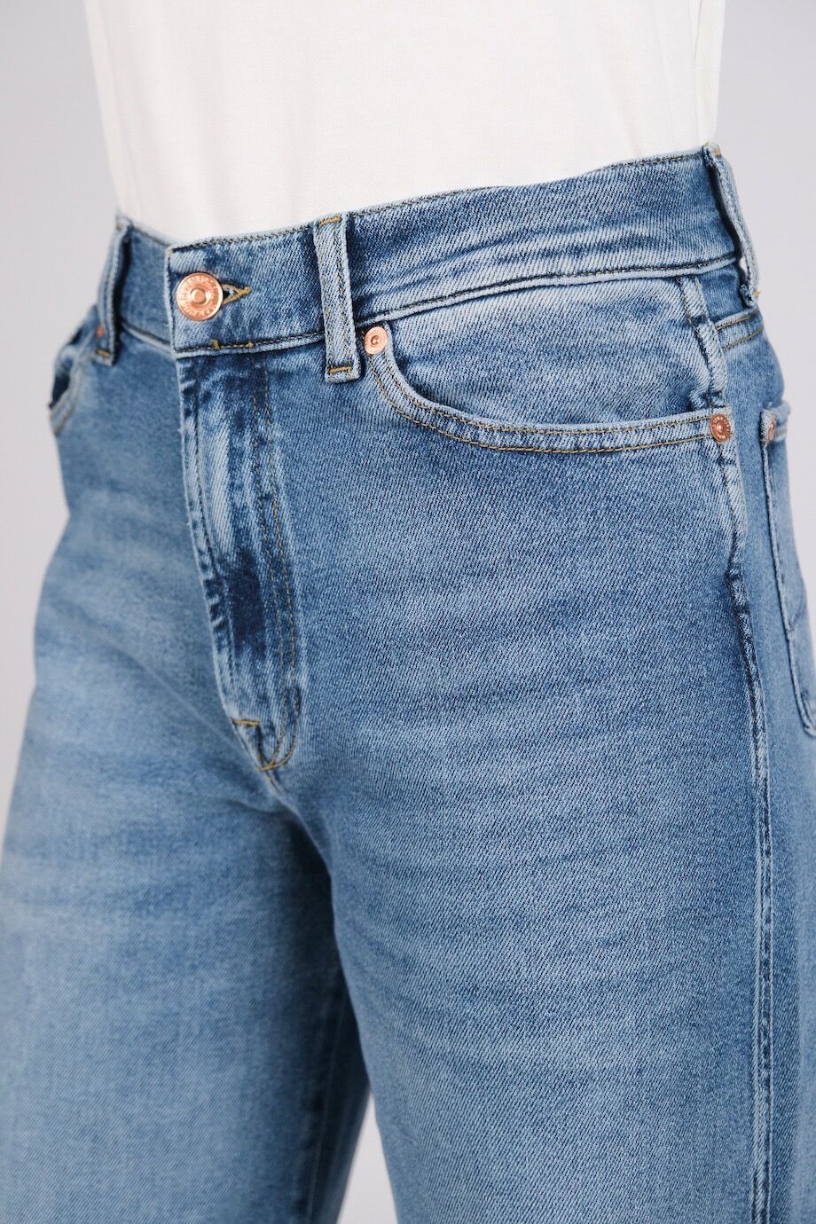 image 5 Джинсы синего цвета