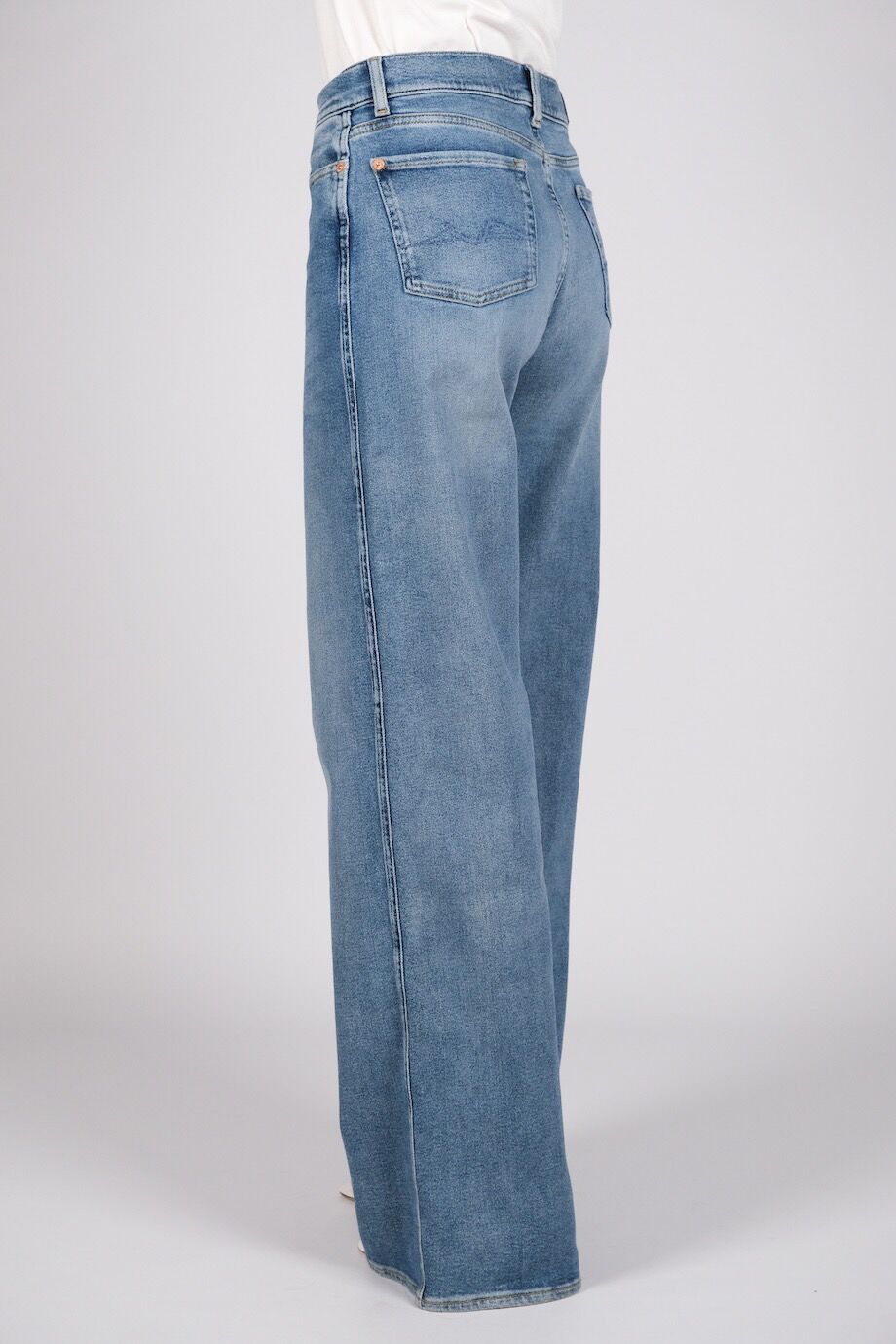 image 4 Джинсы синего цвета