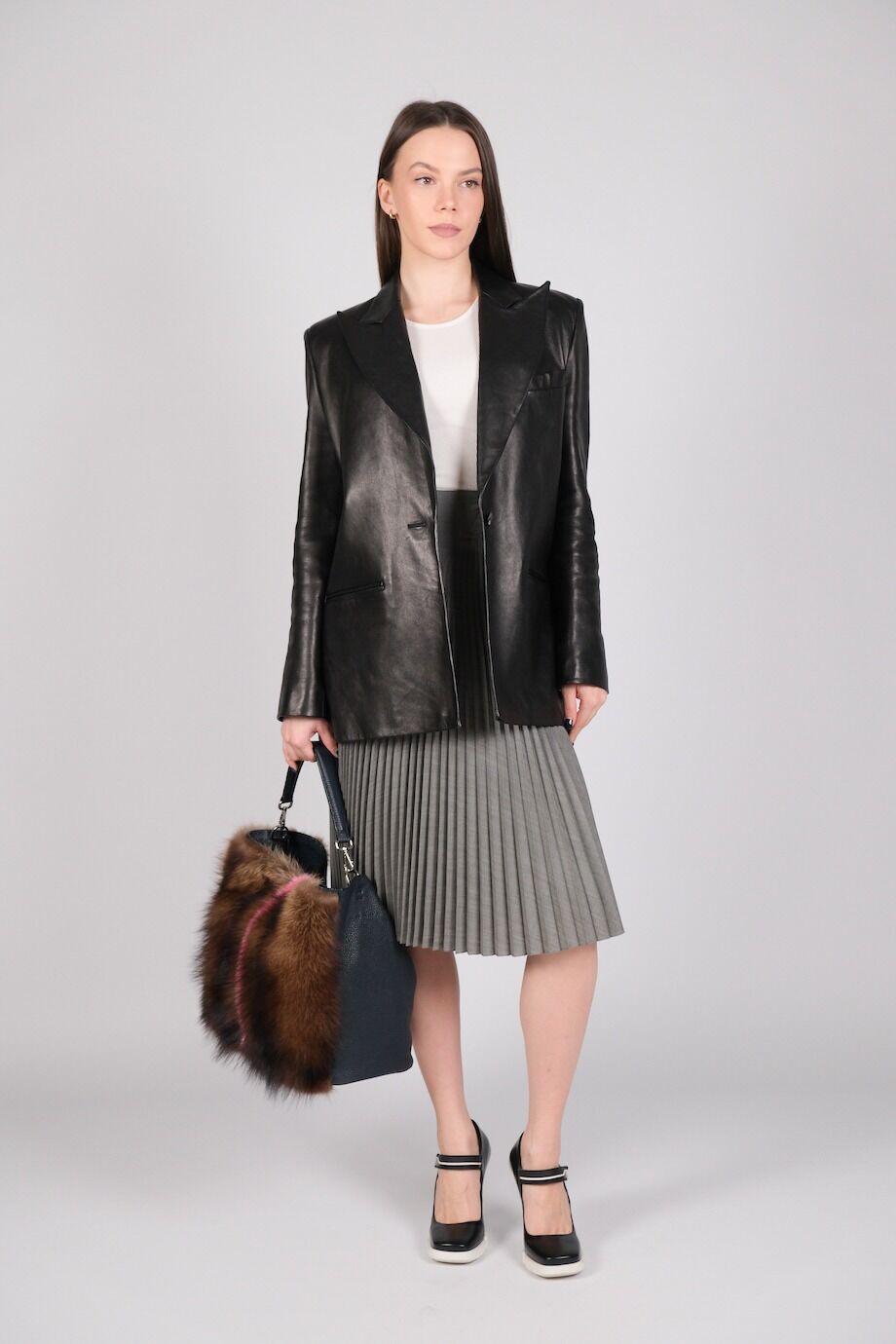 image 1 Юбка серого цвета с плиссировкой