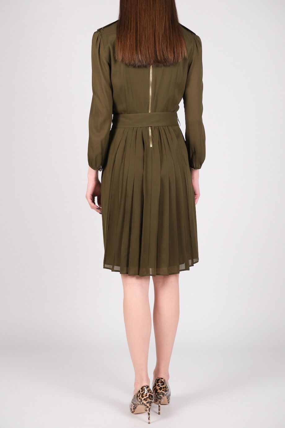 image 3 Шелковое платье цвета хаки с плиссированной юбкой
