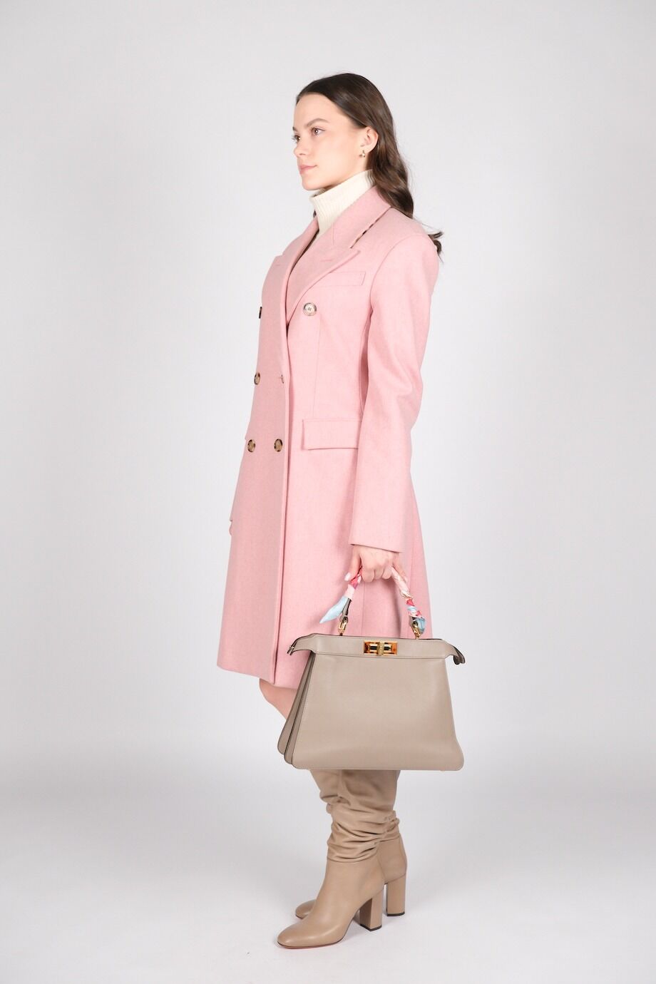 image 3 Пальто двубортное розового цвета