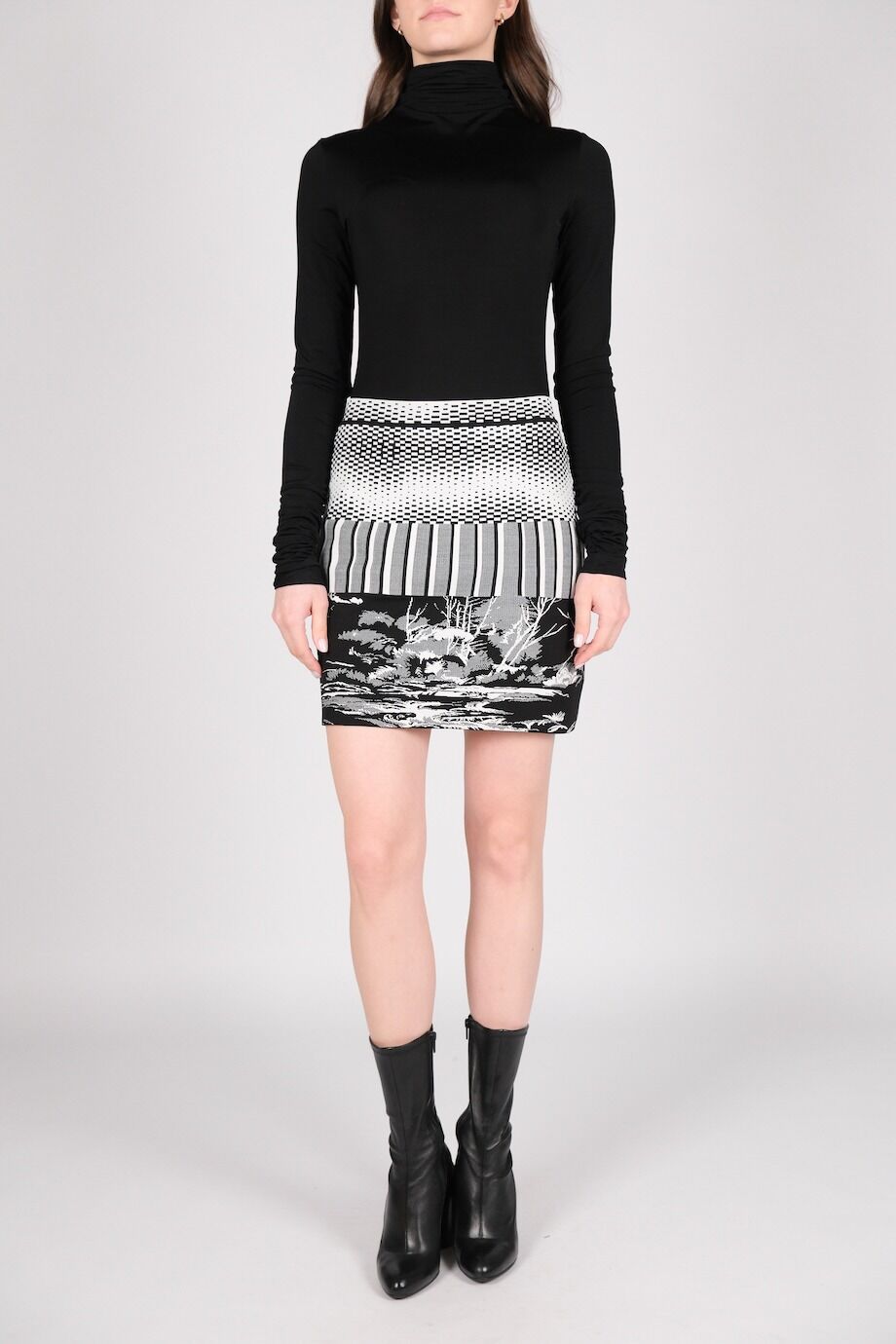 image 1 Юбка-мини черно-белой расцветки