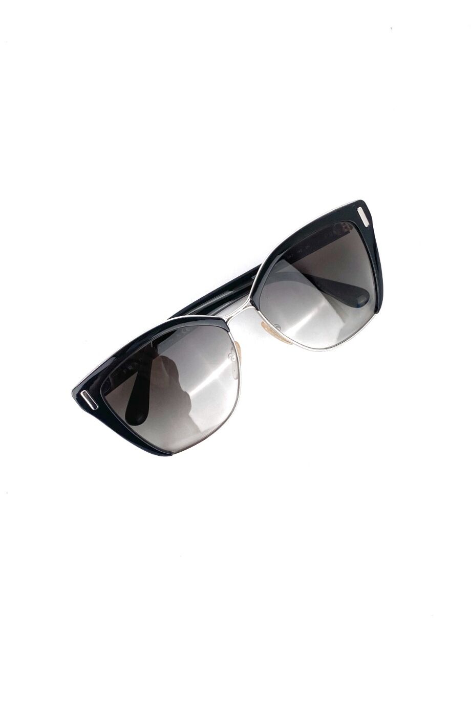 image 3 Очки в черной пластиковой оправе с градиентными линзами