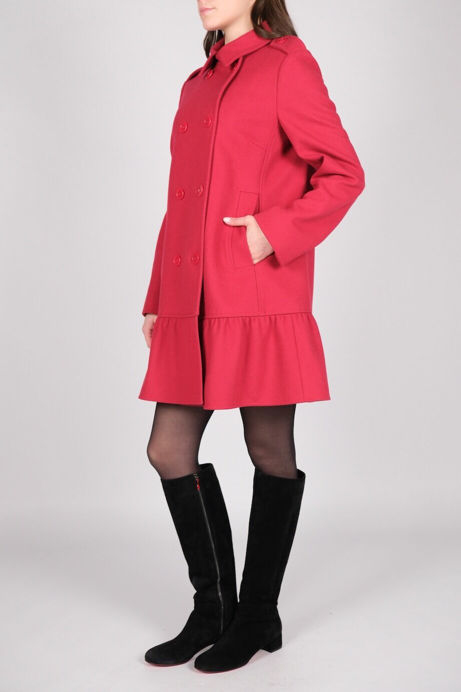 image 2 Двубортное пальто красного цвета